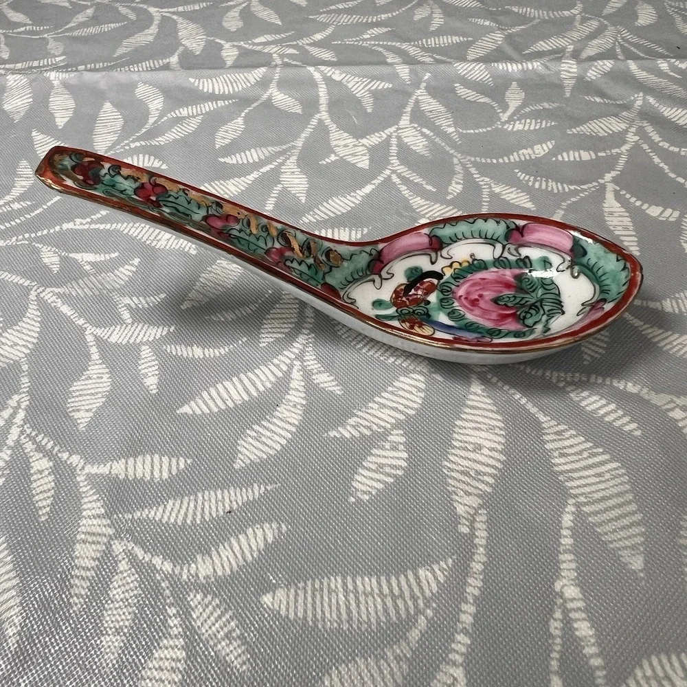 Vintage Japanese Porcelain‎ Soup Spoon Hand Decorated in Hong Kong Pink Teal